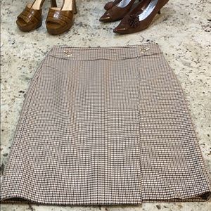 H&M Tweed Skirt W/Gold Circle Embellishment Size 6